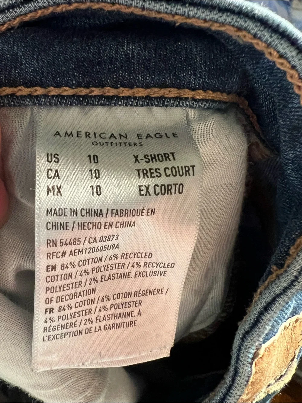 American Eagle Women’s Size 10 Hi Rise Cut Off Jean Shorts Denim Medium Wash‎